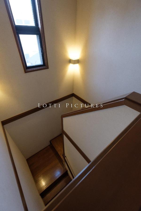 大阪～金閣 Hotel ภายนอก รูปภาพ